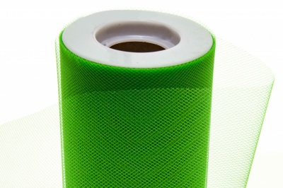 Фатин в шпульках 16-146, 10 гр/м2, шир. 15 см (в нам. 25+/-1 м), цвет зелёный - купить в Томске. Цена: 100.69 руб.